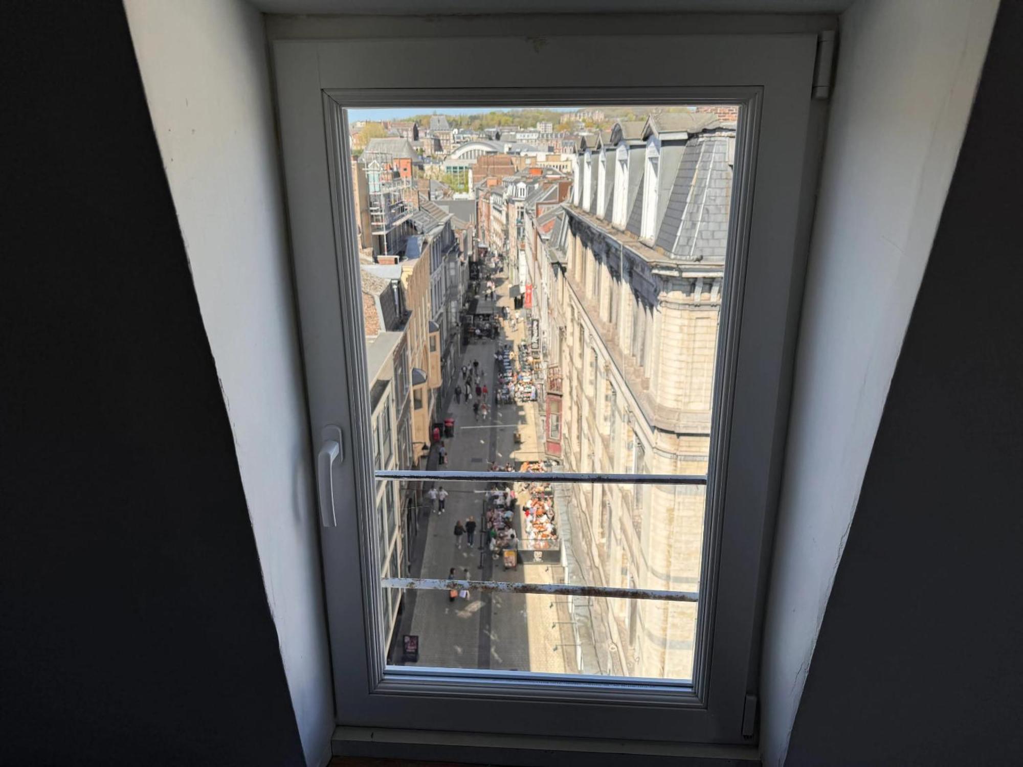 Charming Apartment In Liege City Centre With Parking Included Экстерьер фото