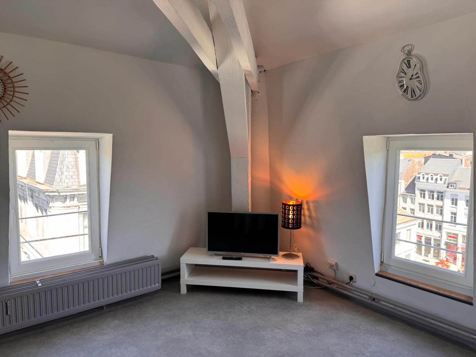 Charming Apartment In Liege City Centre With Parking Included Экстерьер фото